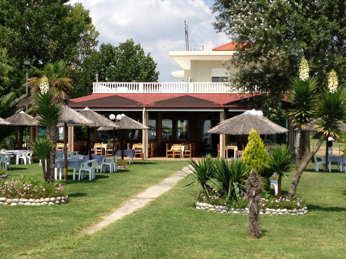 Hotel Akrogiali Korinos Bagian luar foto