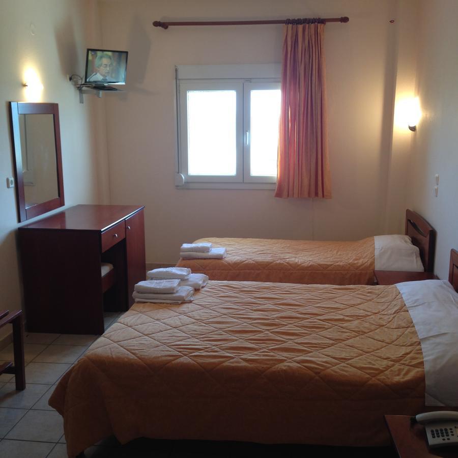 Hotel Akrogiali Korinos Bagian luar foto