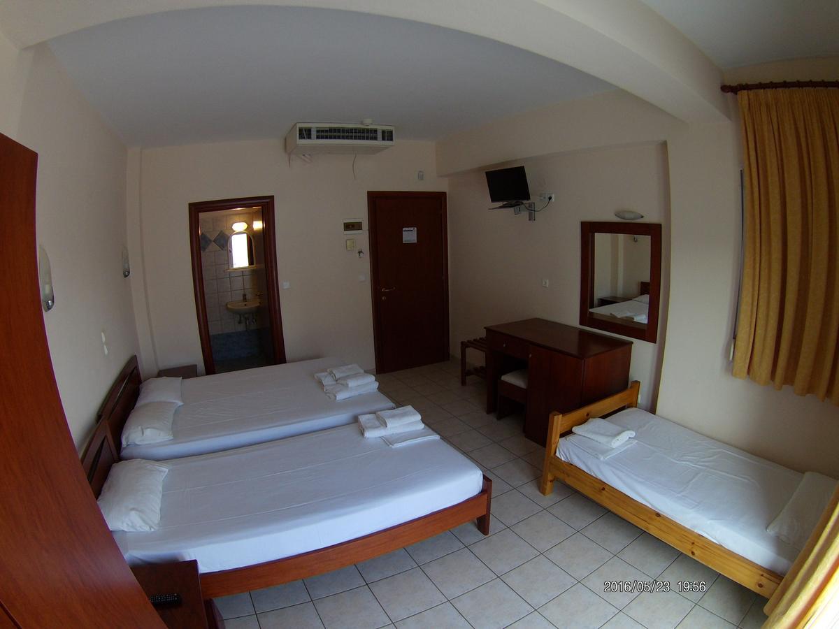 Hotel Akrogiali Korinos Bagian luar foto