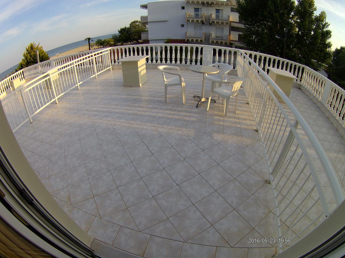 Hotel Akrogiali Korinos Bagian luar foto