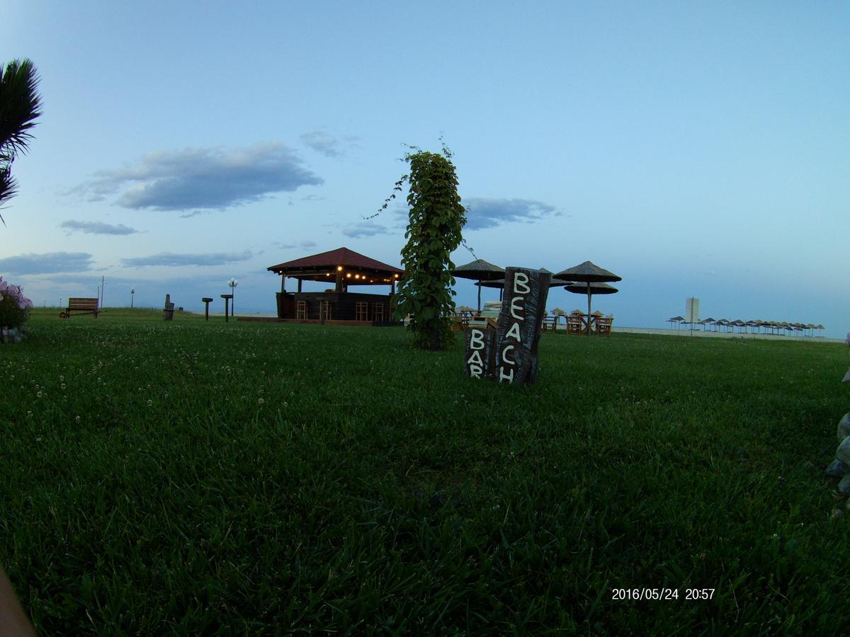 Hotel Akrogiali Korinos Bagian luar foto